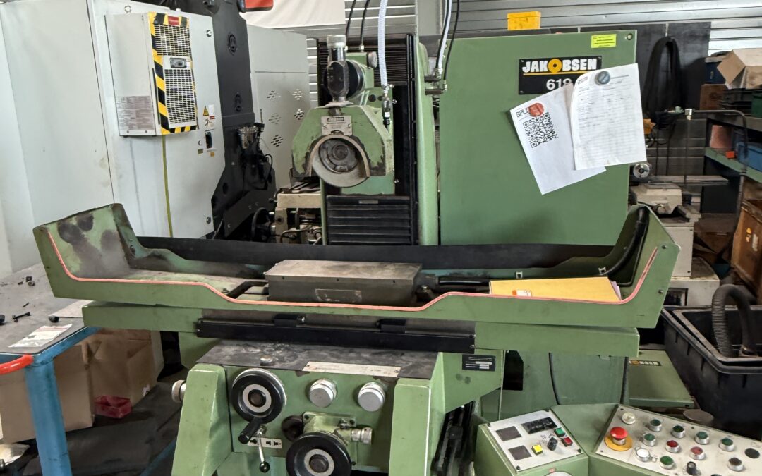 Machine-outil occasion – RECTIFIEUSE JAKOBSEN SJ 618